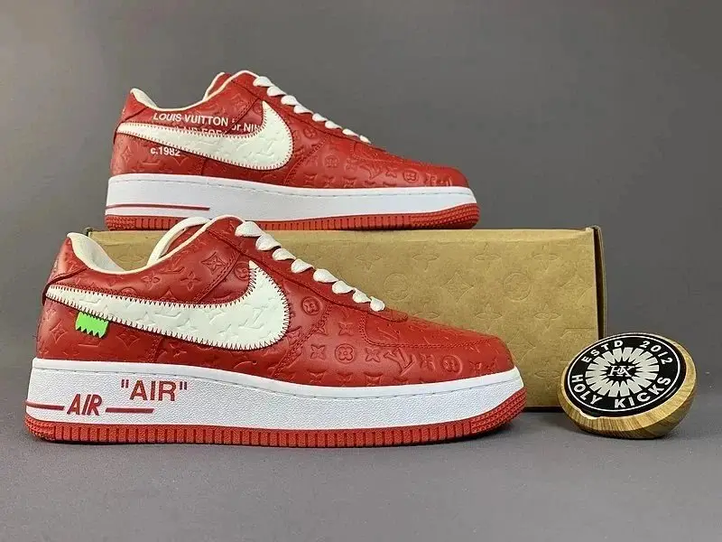 LV ARCH LICHT SNEAKER 12