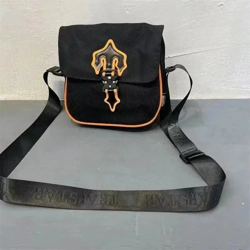 Trapstar Crossbody Bag 3