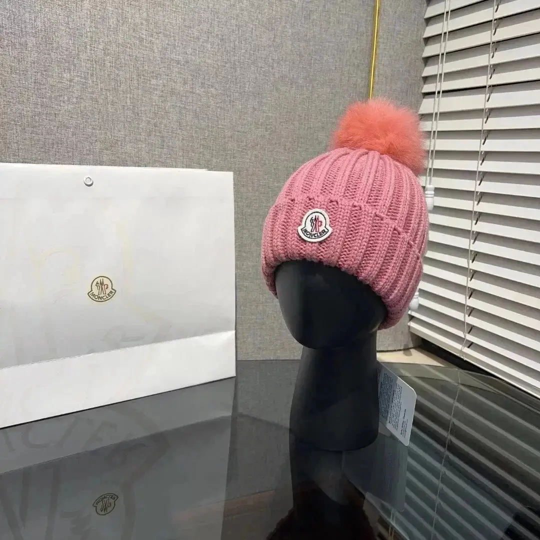 Moncler Beanie 10