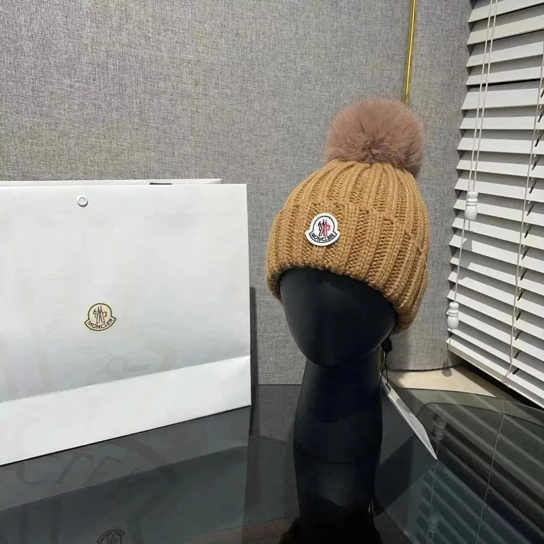 Moncler Beanie 12