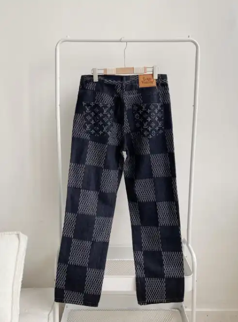 Louis Vuitton Jeans 9