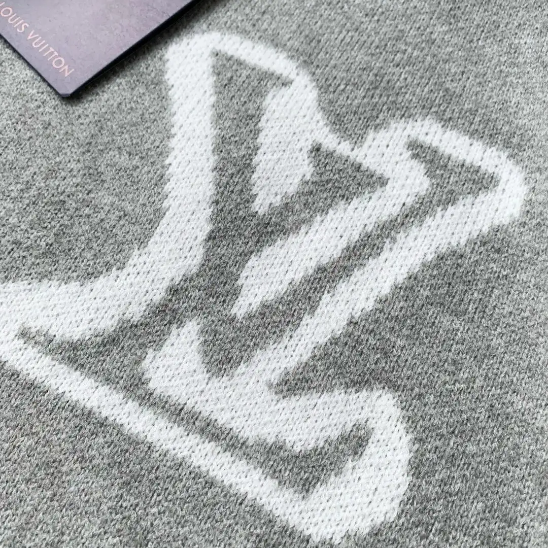 Louis Vuitton Monogram Knit Sweater 11