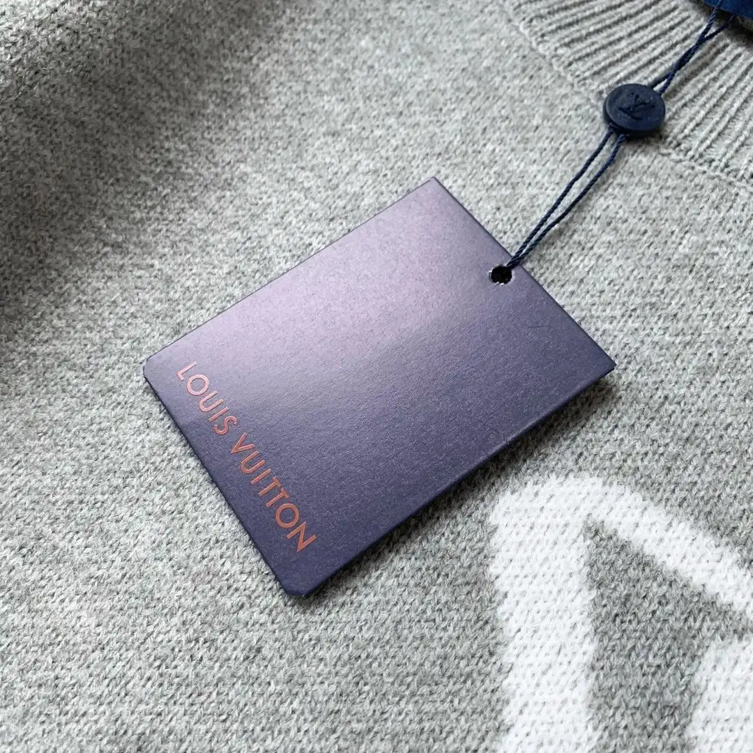 Louis Vuitton Monogram Knit Sweater 15
