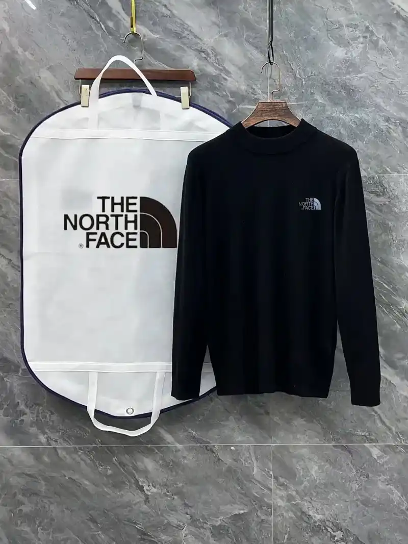 Moncler Graphic Print Pullover Sweater 3