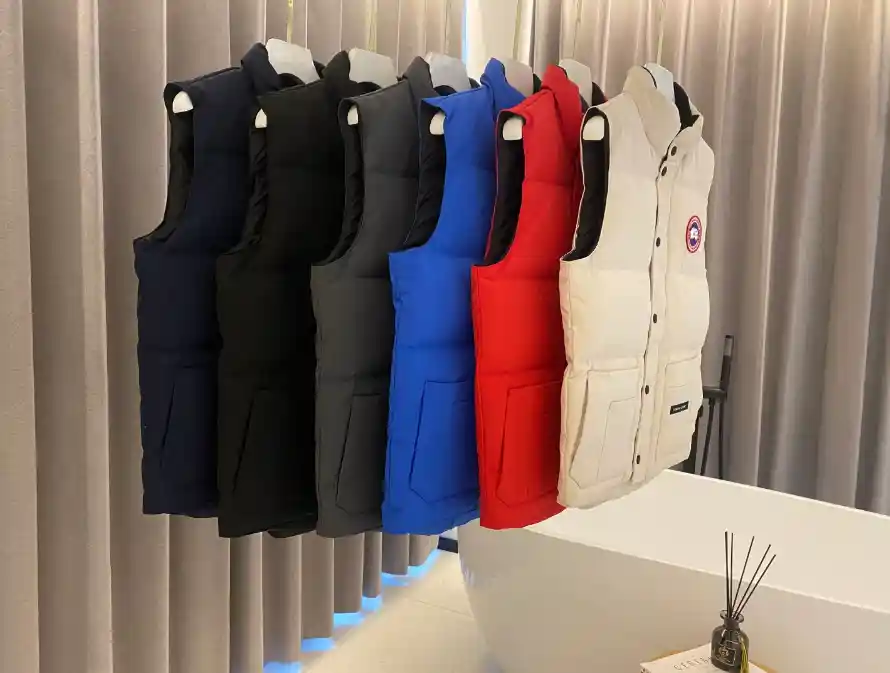 Canada Goose MAYA Vest 2