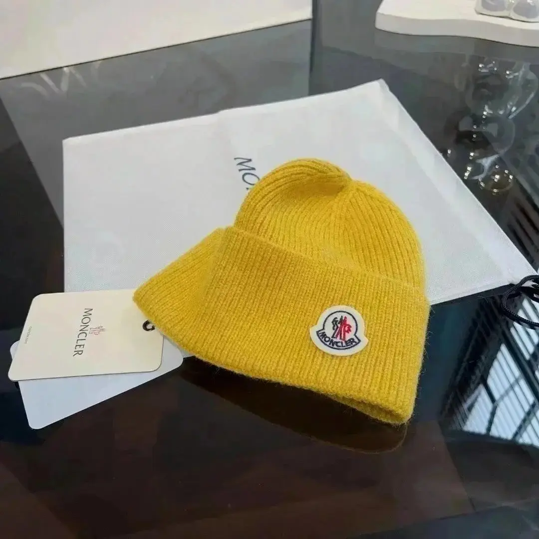 Moncler Beanie 14