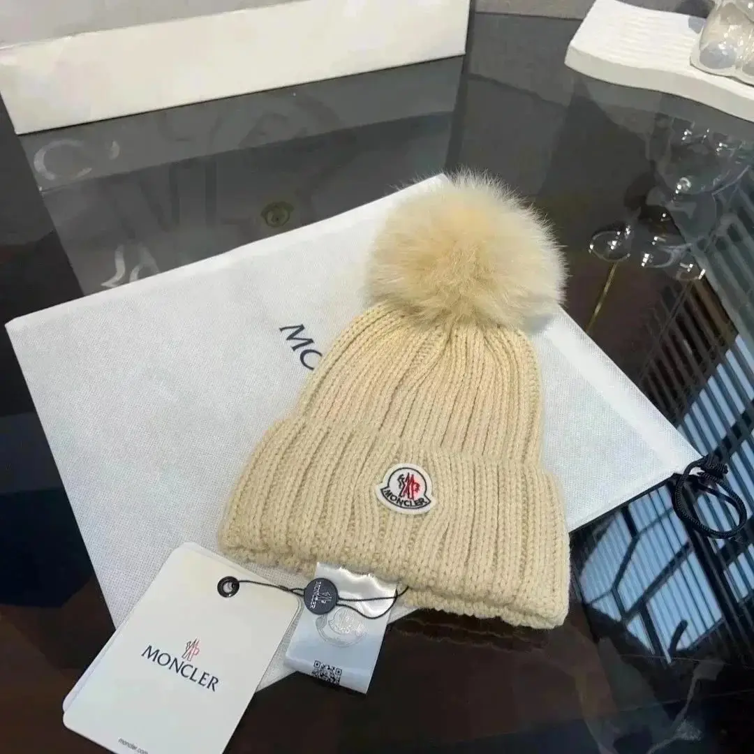 Moncler Beanie 8