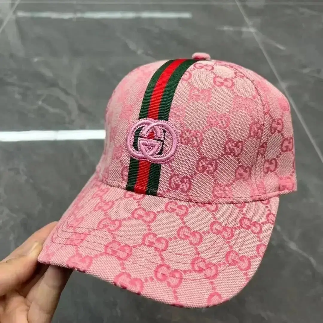 Burberry Check & Louis Vuitton Monogram Baseball Caps 3