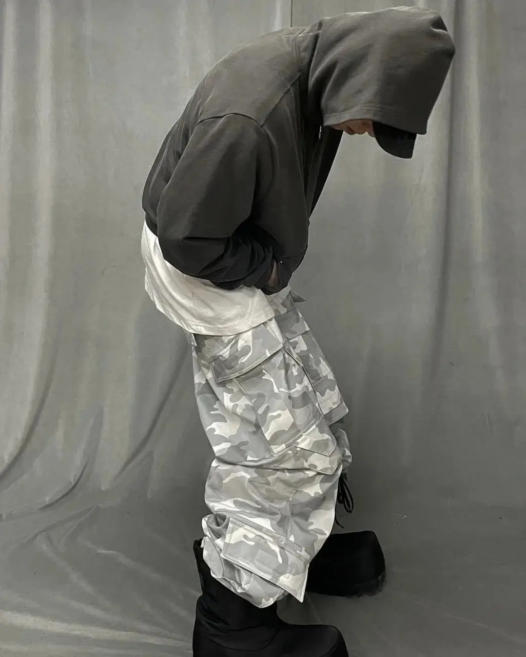 Balenciaga Cargo Pants 4
