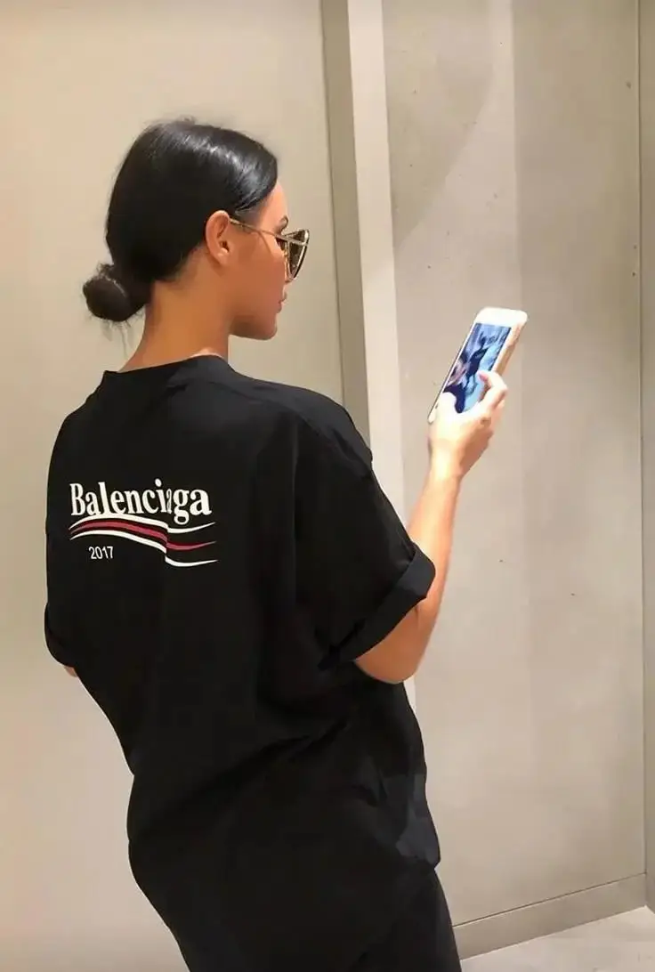 Balenciaga Logo Print T-Shirts 2