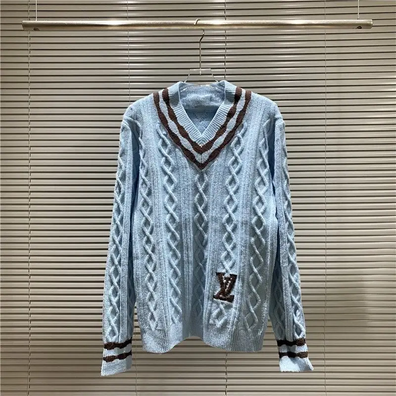LV Monogram Knit Sweater 9