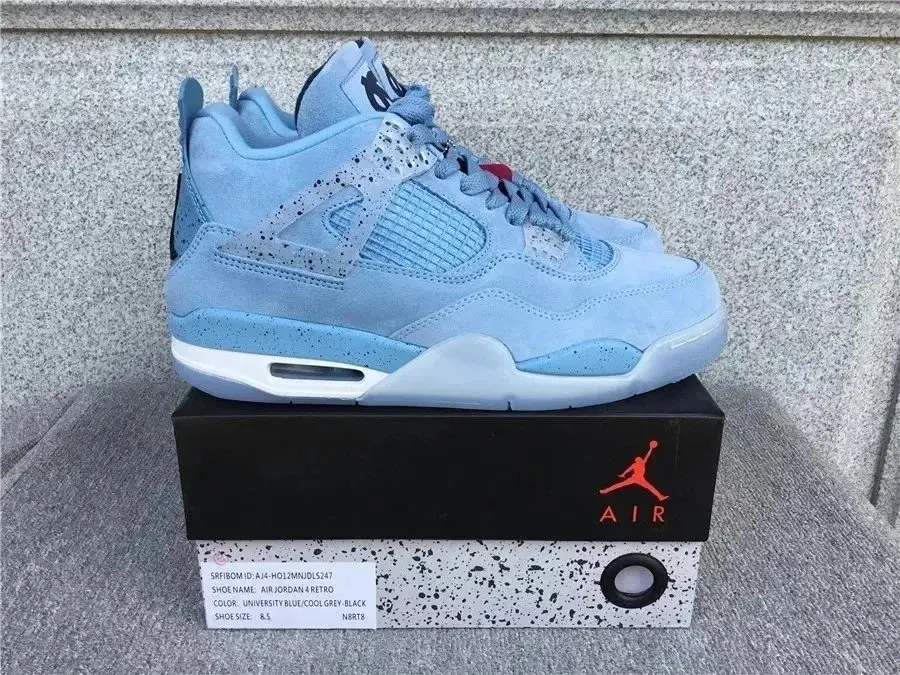 Air Jordan 4 Sneakers 3