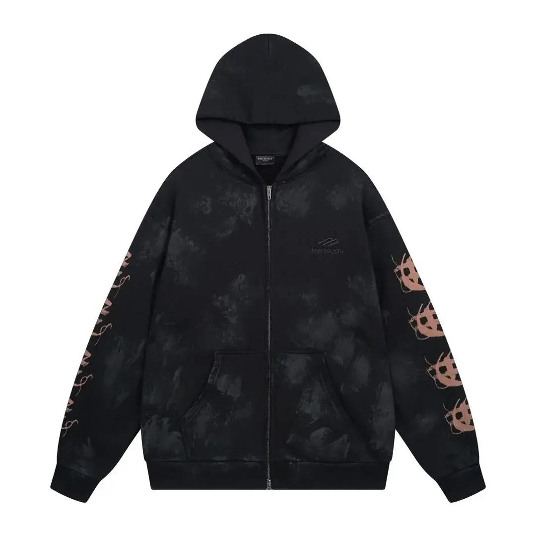 Balenciaga co-branded items 9