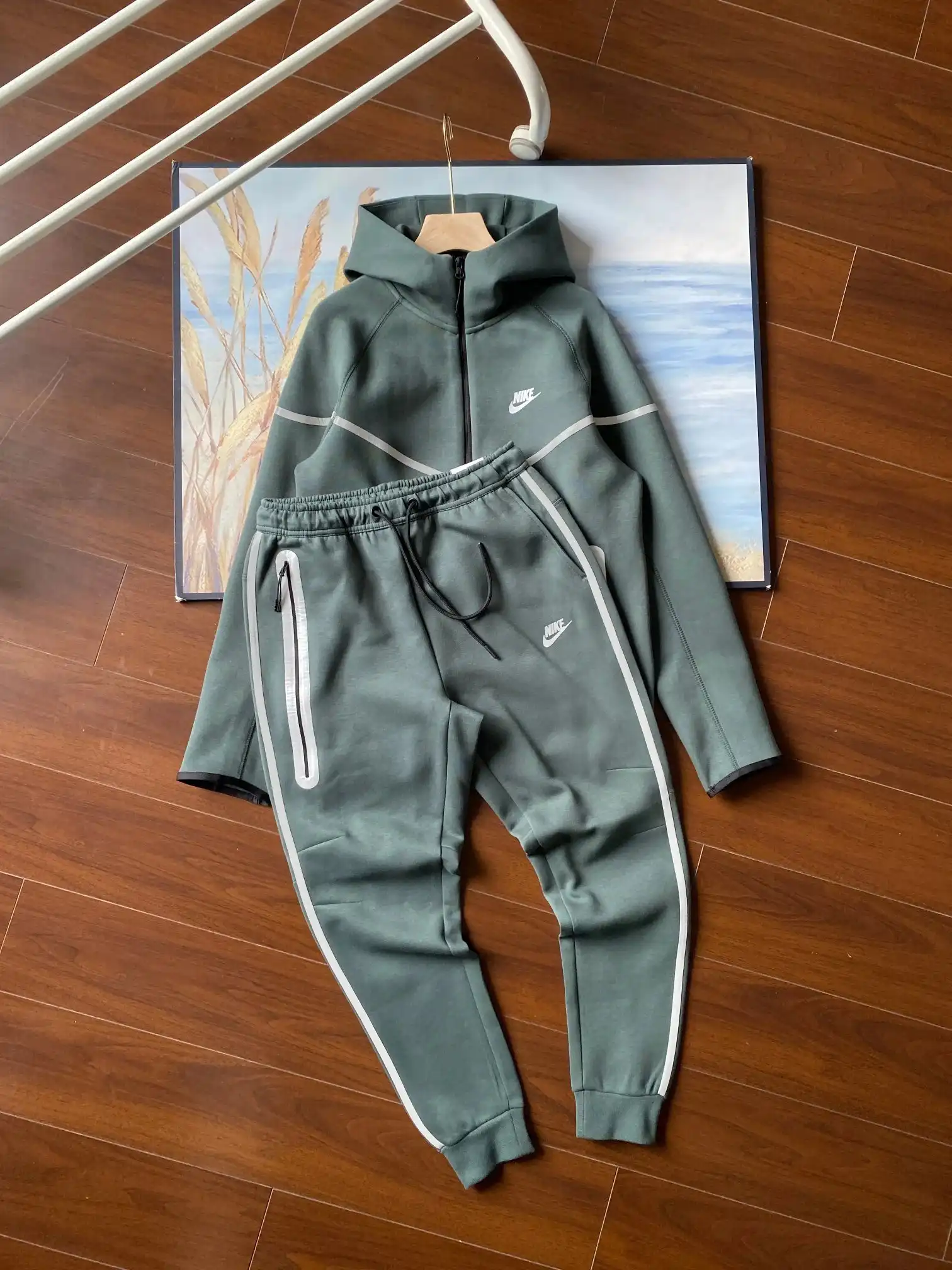 Nike Tech Fleece Hoodie & Pants Set 10