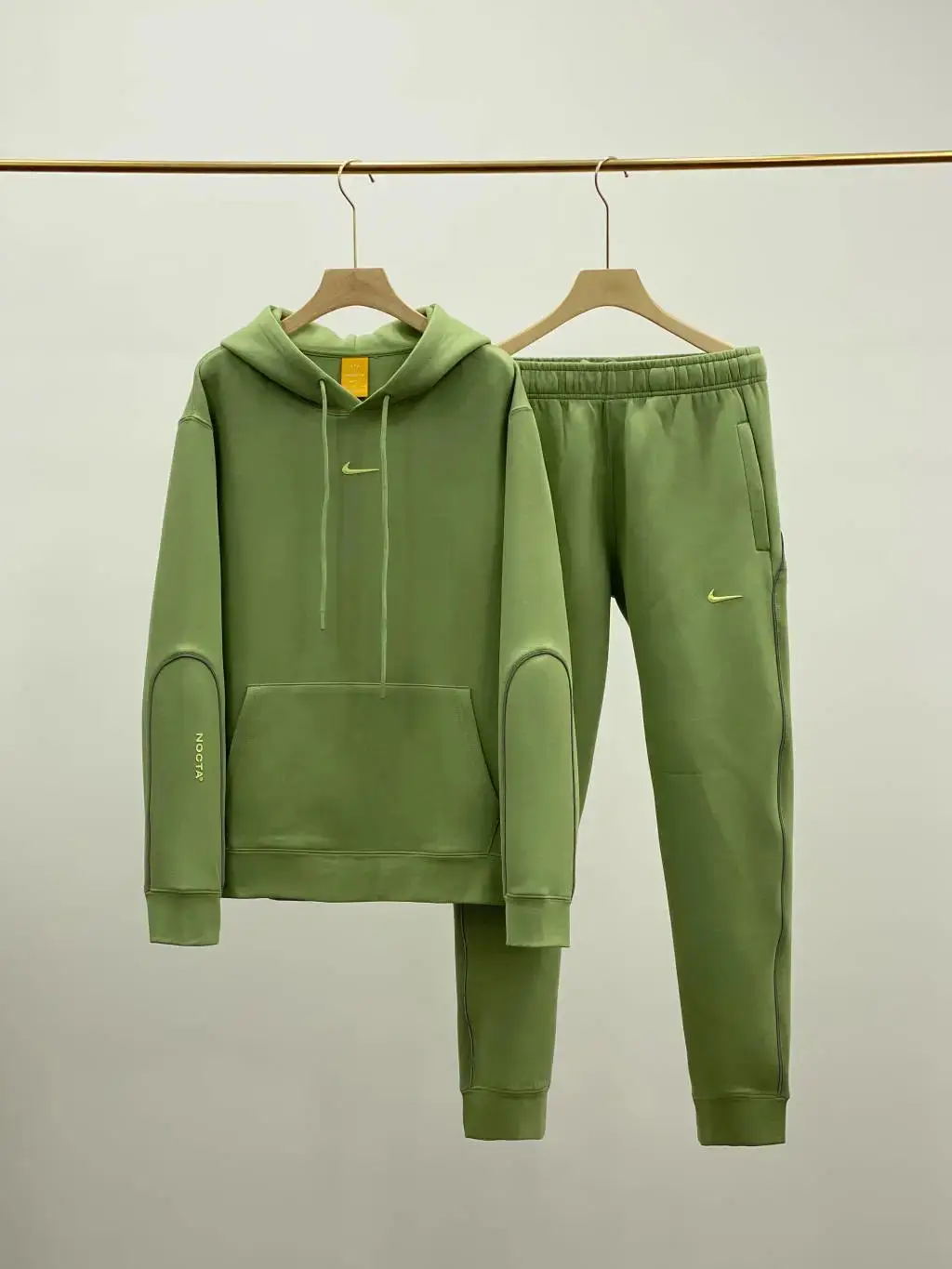 Nike Tech Fleece Hoodie & Pants Set 6