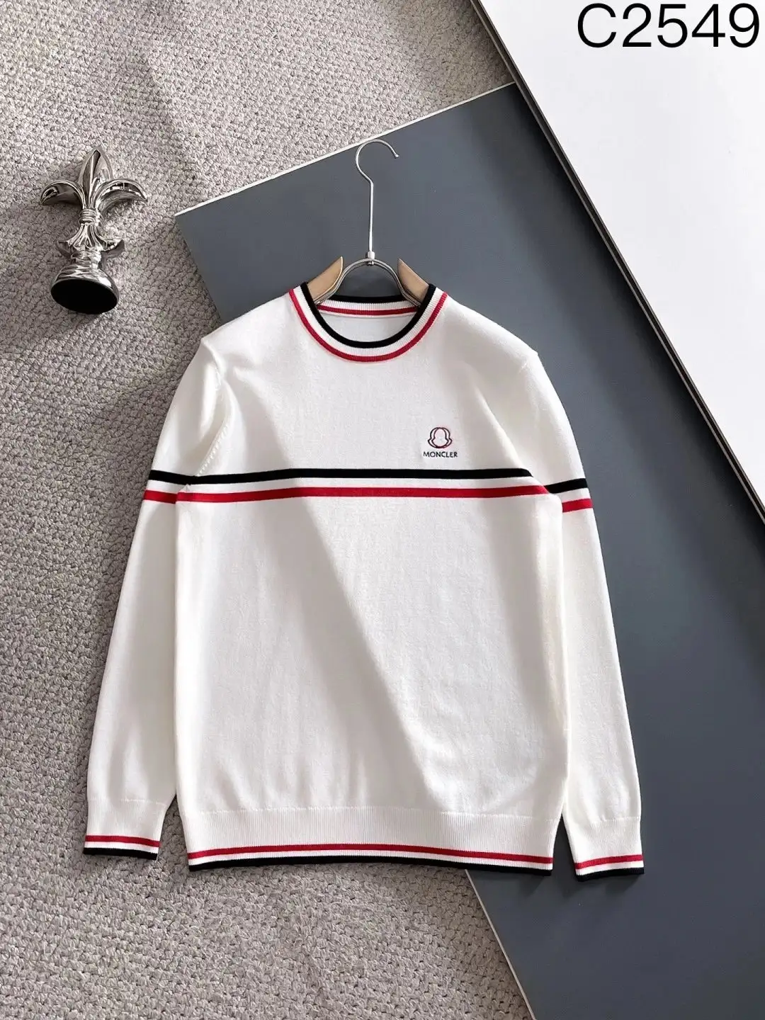 Louis Vuitton Sweater 5