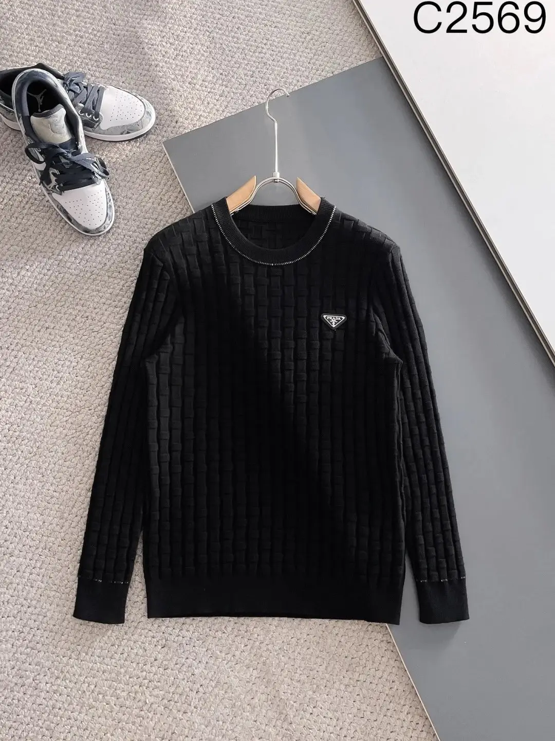 Louis Vuitton Sweater 8