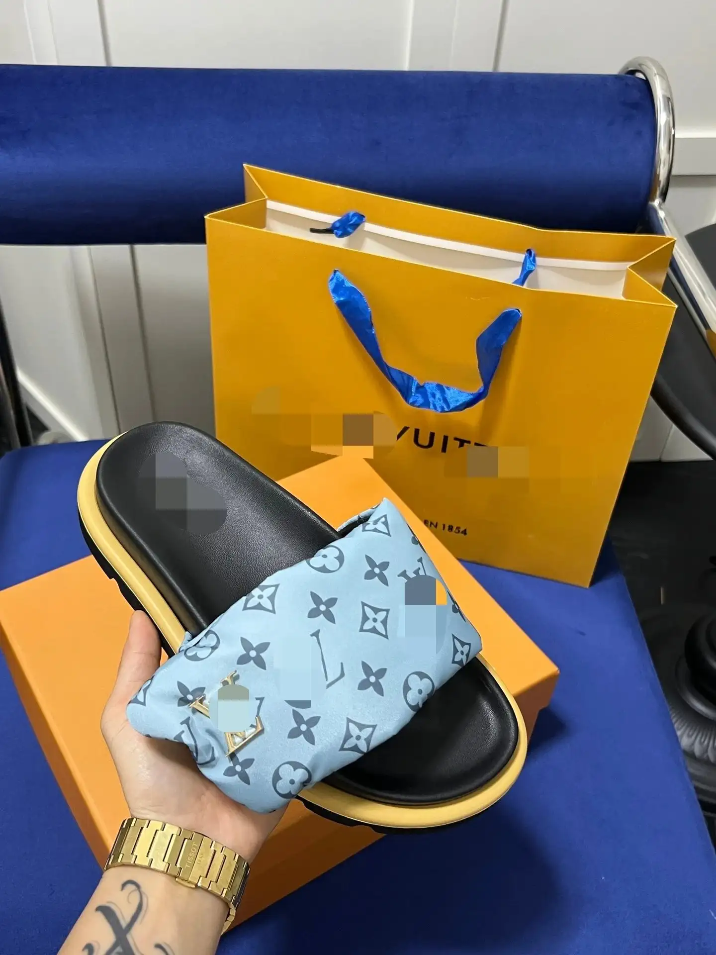 Louis Vuitton Slippers 10