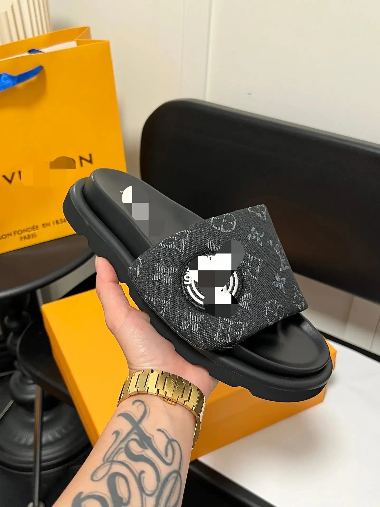 Louis Vuitton Slippers 6