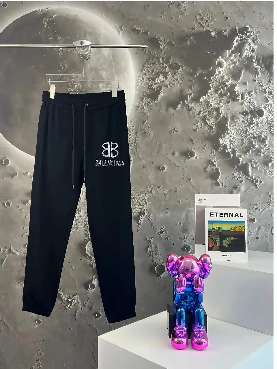 Balenciaga Sweatpants 15