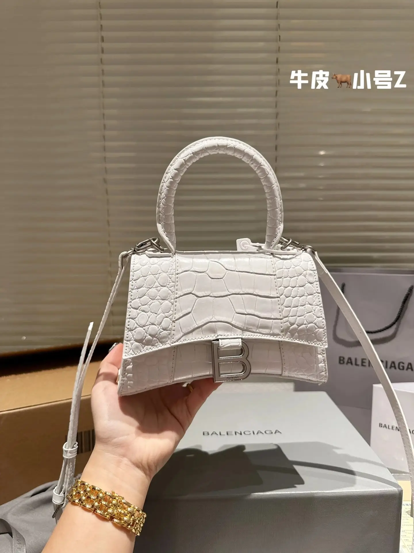 Balenciaga Handbags 8
