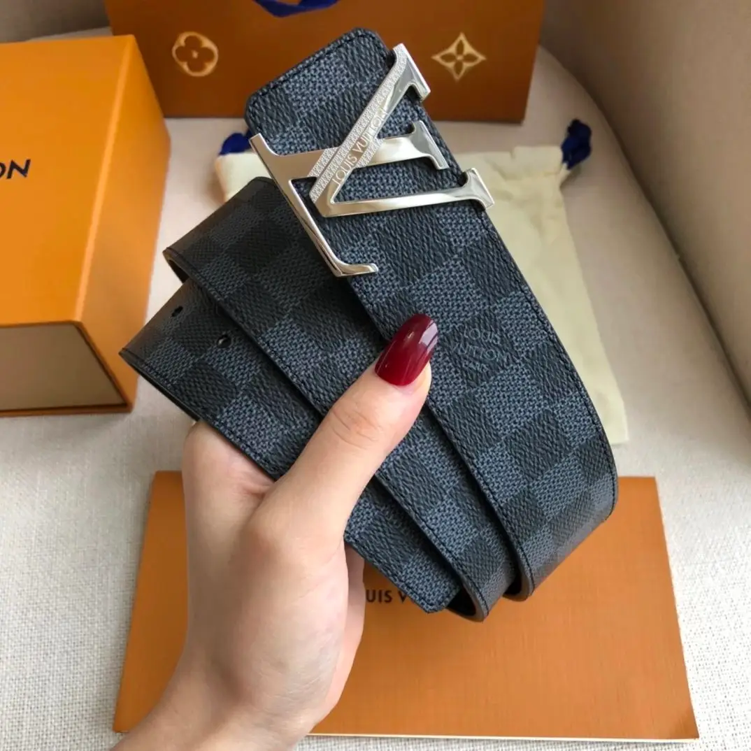 Louis Vuitton Leather Belt 10