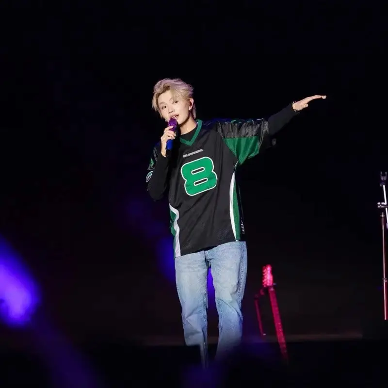 Supreme Jersey 3